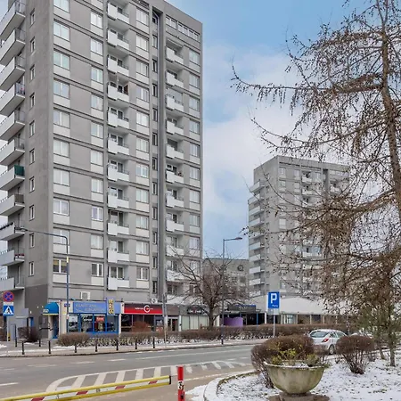 Cozy Danilowiczowska Near Ogrod Saski And Old Town By Renters Apartment