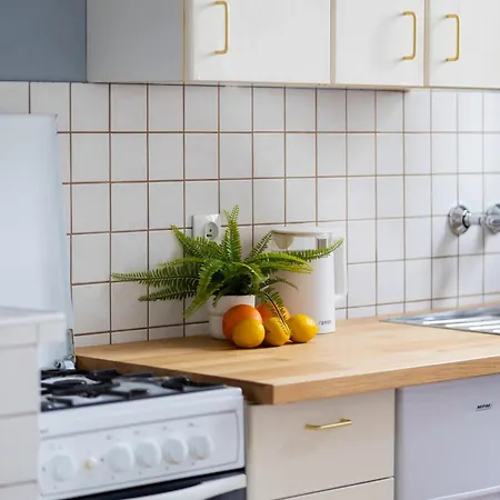 Cozy Danilowiczowska Near Ogrod Saski And Old Town By Renters Apartment *