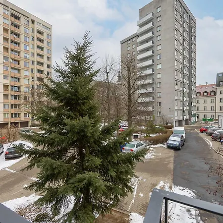 Cozy Danilowiczowska Near Ogrod Saski And Old Town By Renters Apartment Warsaw